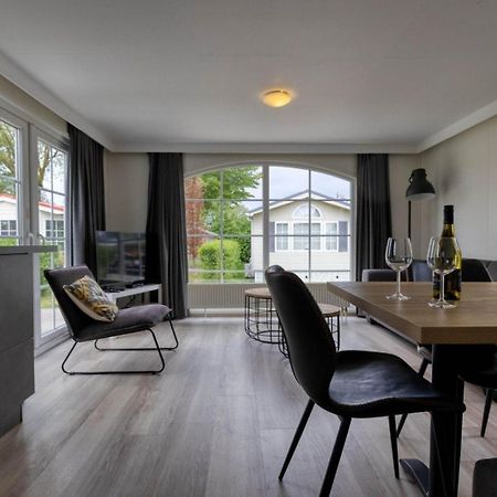 Recreatiepark Jachthaven De Veerstal Lathum - Luxe Chalet Zewnętrze zdjęcie