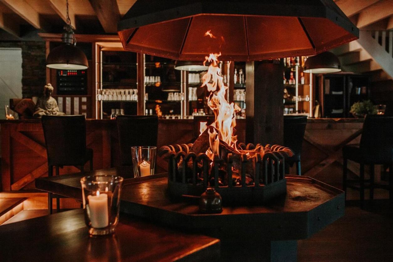 Recreatiepark Jachthaven De Veerstal Lathum - Luxe Chalet Zewnętrze zdjęcie