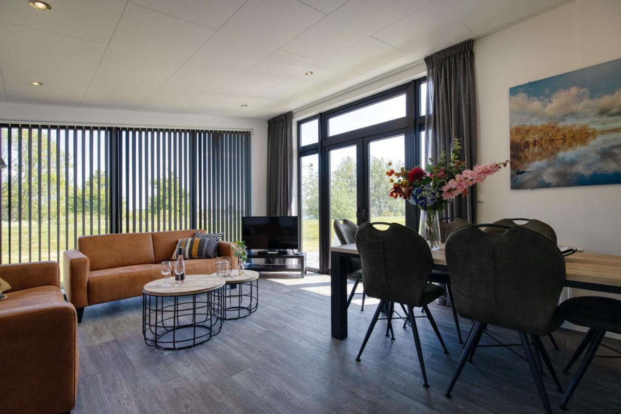 Recreatiepark Jachthaven De Veerstal Lathum - Luxe Chalet Zewnętrze zdjęcie