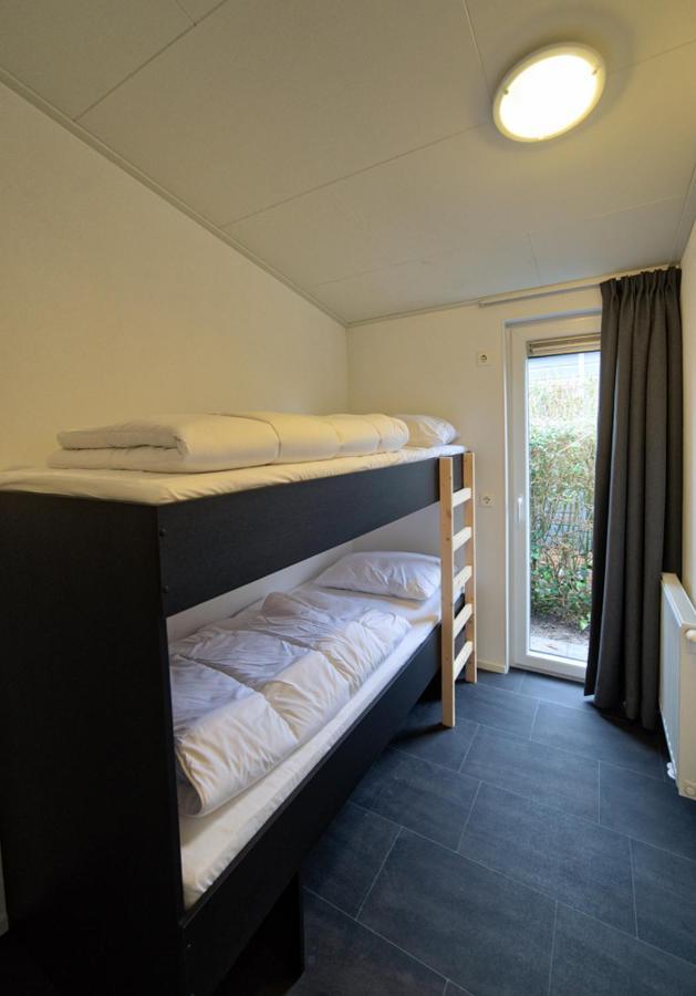 Recreatiepark Jachthaven De Veerstal Lathum - Luxe Chalet Zewnętrze zdjęcie